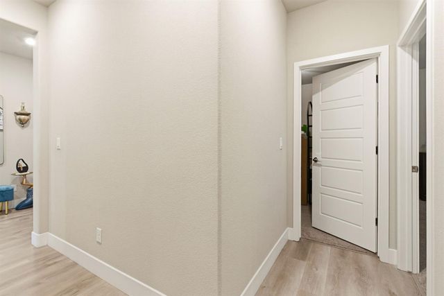 974 N Lyonia Dr, Galt, CA 95632