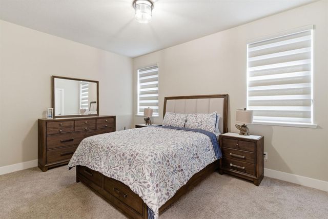 974 N Lyonia Dr, Galt, CA 95632