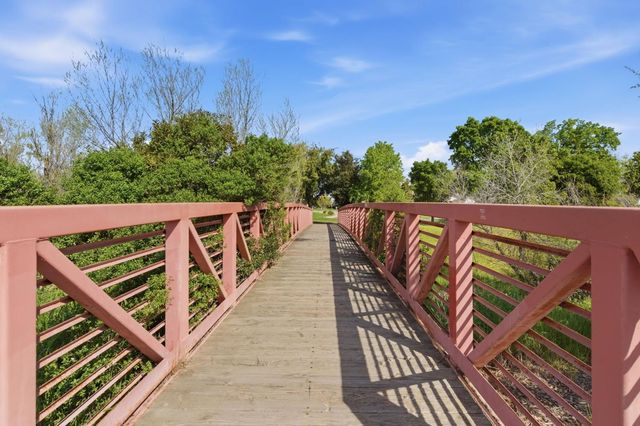 974 N Lyonia Dr, Galt, CA 95632