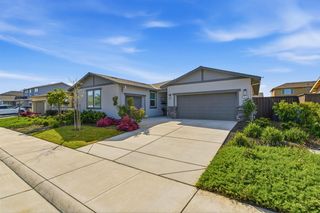974 N Lyonia Dr, Galt, CA 95632