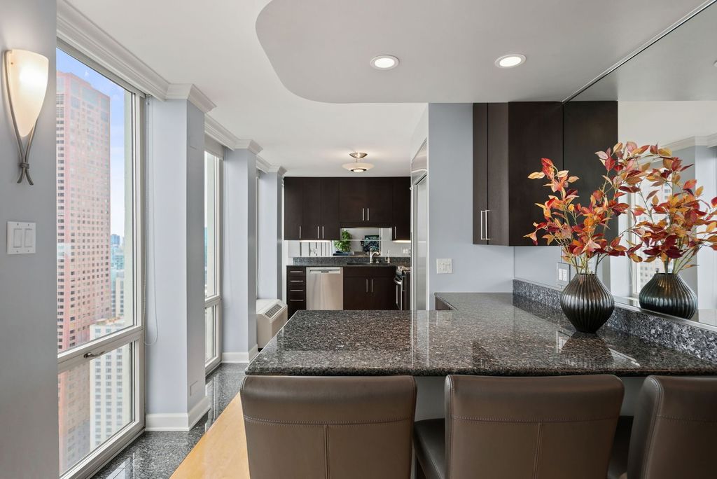111 E CHESTNUT Street 55C, Chicago, IL 60611 — photo 4