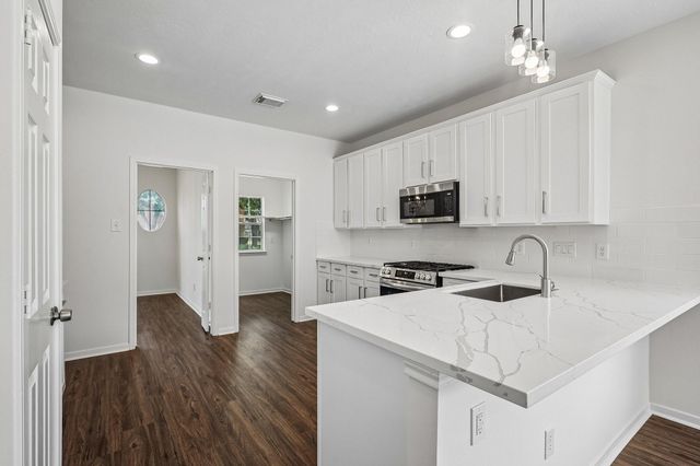 3114 Brannon Hill Lane, Sugar Land, TX 77479