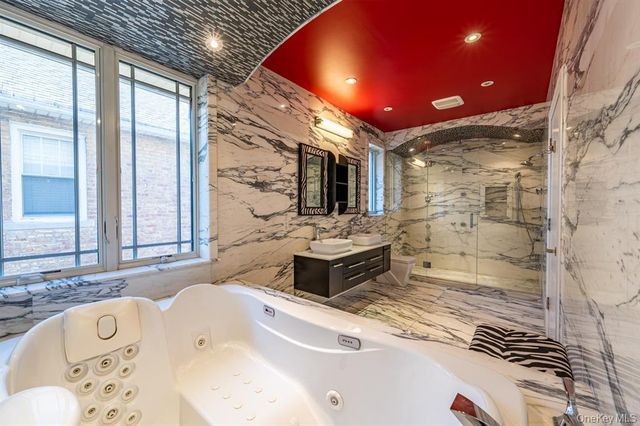 1903 Tomlinson Avenue, Bronx, NY 10461