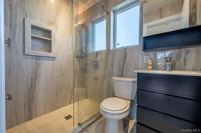 1903 Tomlinson Avenue, Bronx, NY 10461