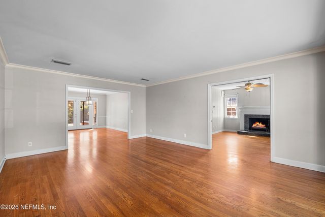 1825 ELIZABETH Place, Jacksonville, FL 32205