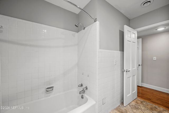 1825 ELIZABETH Place, Jacksonville, FL 32205