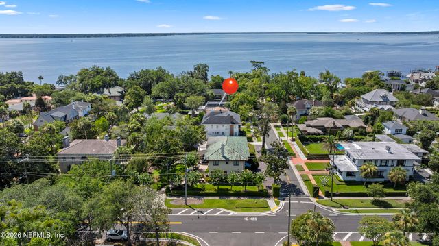 1825 ELIZABETH Place, Jacksonville, FL 32205