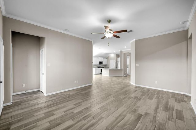 2372 Old Stone Drive, Conroe, TX 77304