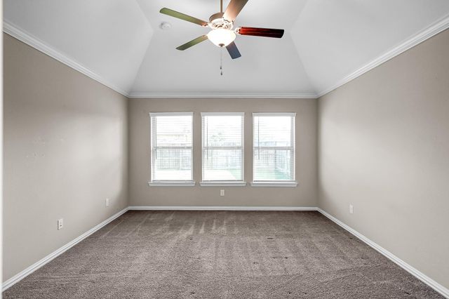 2372 Old Stone Drive, Conroe, TX 77304