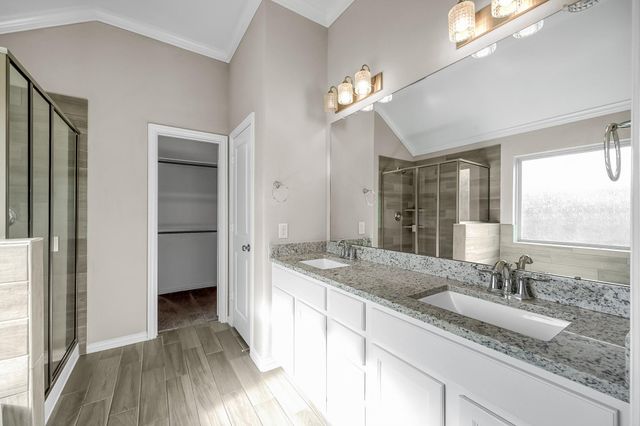 2372 Old Stone Drive, Conroe, TX 77304