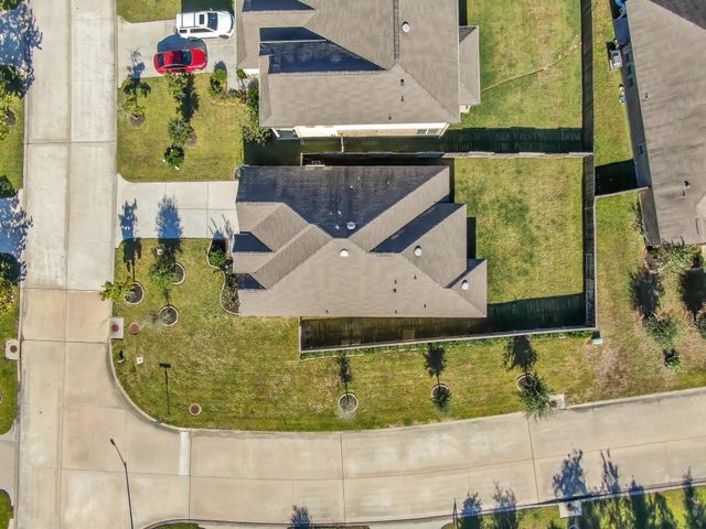 2372 Old Stone Drive, Conroe, TX 77304