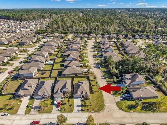 2372 Old Stone Drive, Conroe, TX 77304