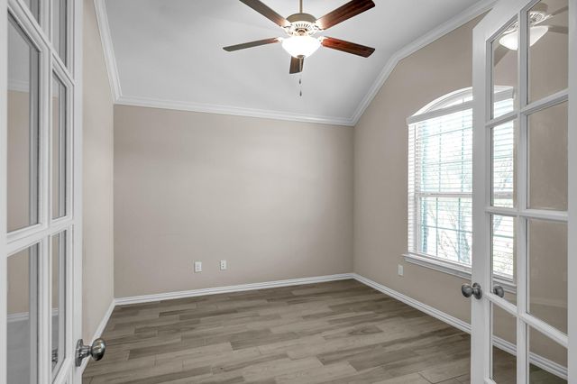 2372 Old Stone Drive, Conroe, TX 77304