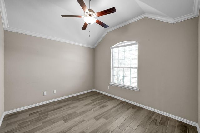 2372 Old Stone Drive, Conroe, TX 77304