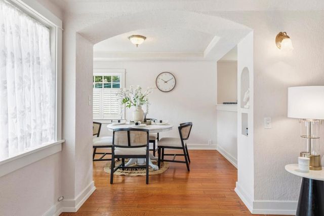 416 Sinex Avenue, Pacific Grove, CA 93950