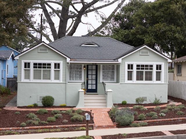 416 Sinex Avenue, Pacific Grove, CA 93950