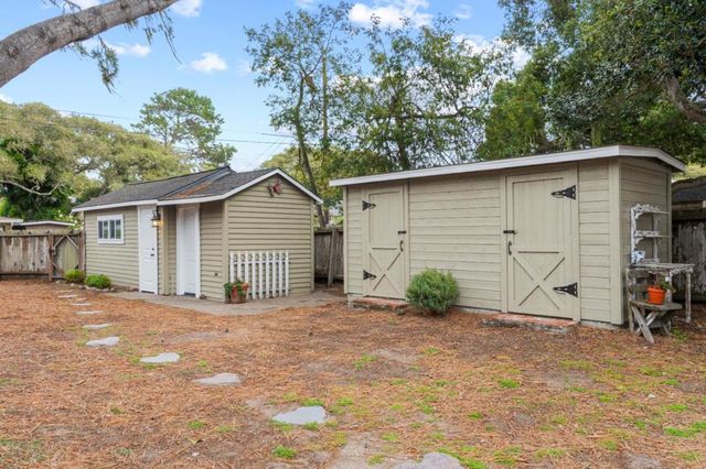 416 Sinex Avenue, Pacific Grove, CA 93950