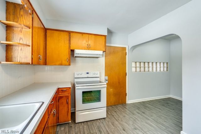 900 State Mill Road, Portage Lakes, OH 44319