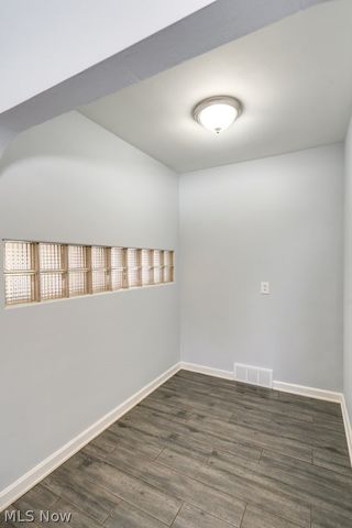 900 State Mill Road, Portage Lakes, OH 44319