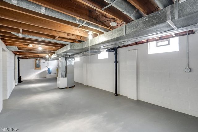 900 State Mill Road, Portage Lakes, OH 44319