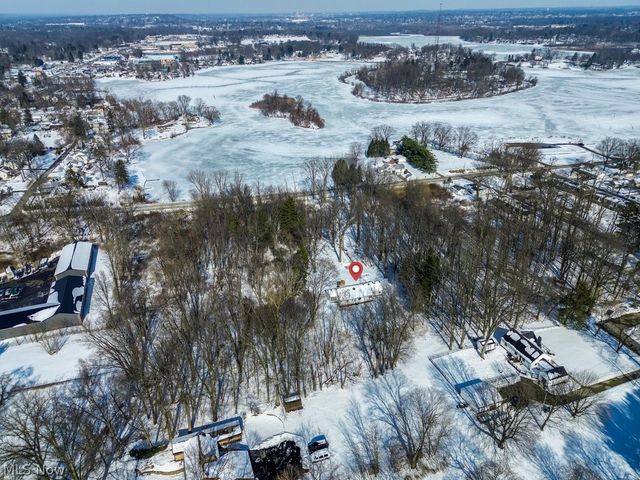 900 State Mill Road, Portage Lakes, OH 44319