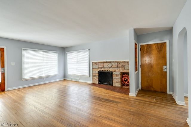 900 State Mill Road, Portage Lakes, OH 44319