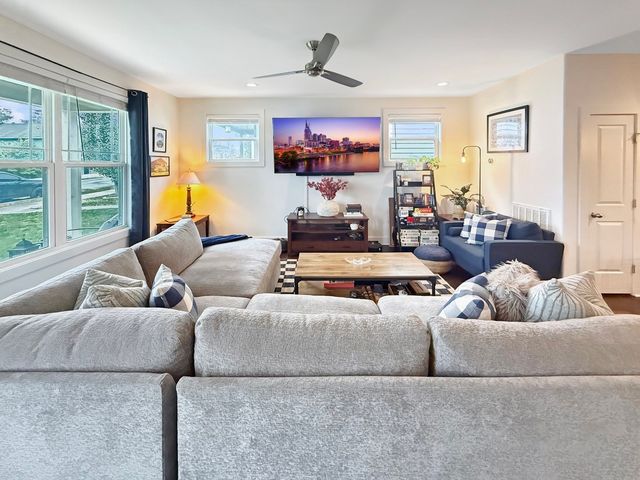 2214 24th Ave, N, Nashville, TN 37208