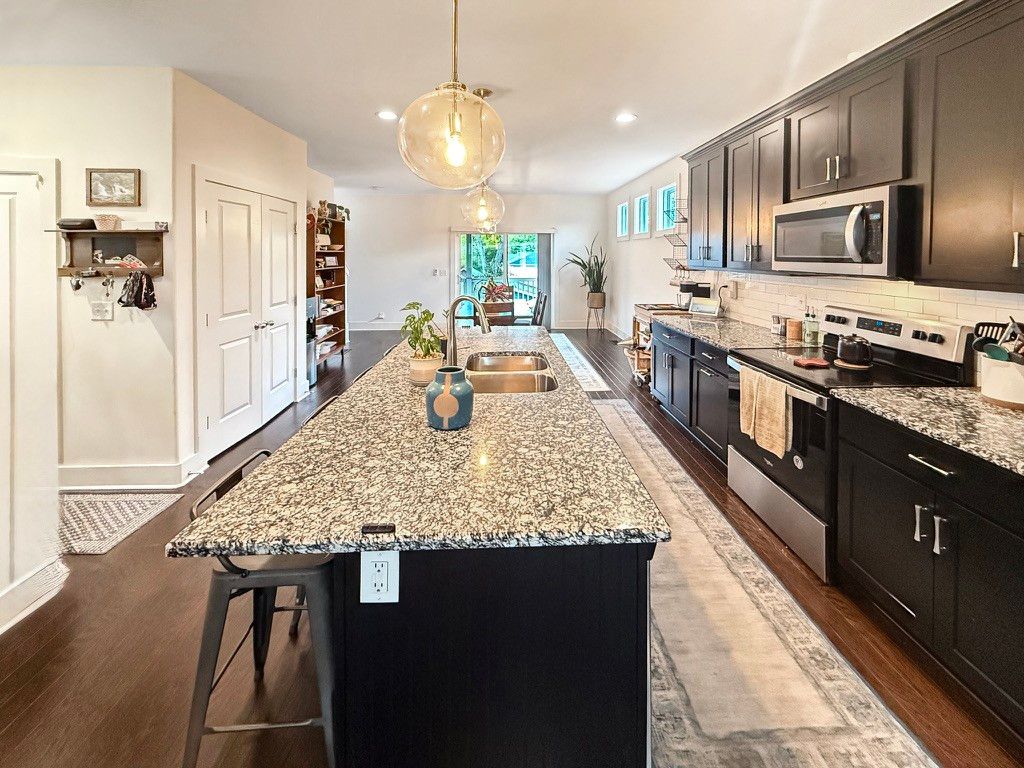 2214 24th Ave, N, Nashville, TN 37208