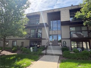 9610 Cove Drive 13b, North Royalton, OH 44133