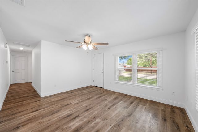 1720 Bagby Avenue, Waco, TX 76706