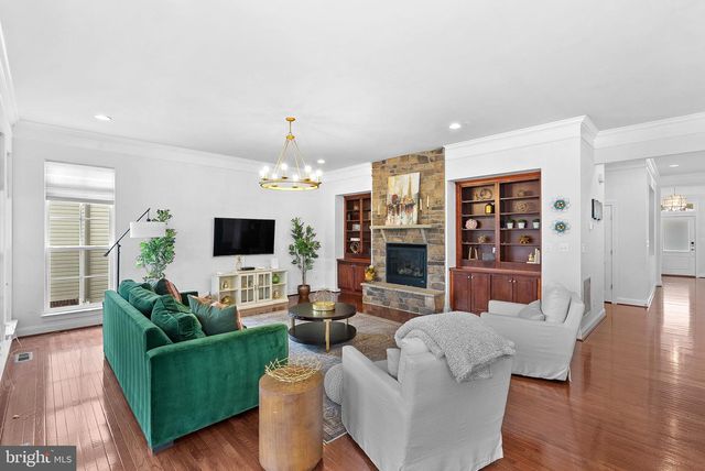 23248 HICKOX DR, Brambleton, VA 20148