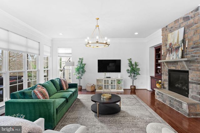 23248 HICKOX DR, Brambleton, VA 20148