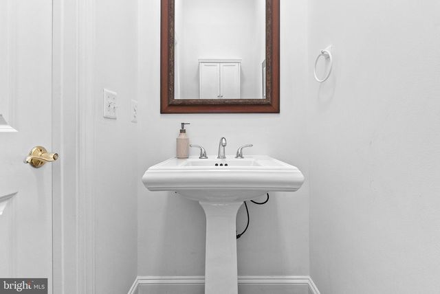 23248 HICKOX DR, Brambleton, VA 20148