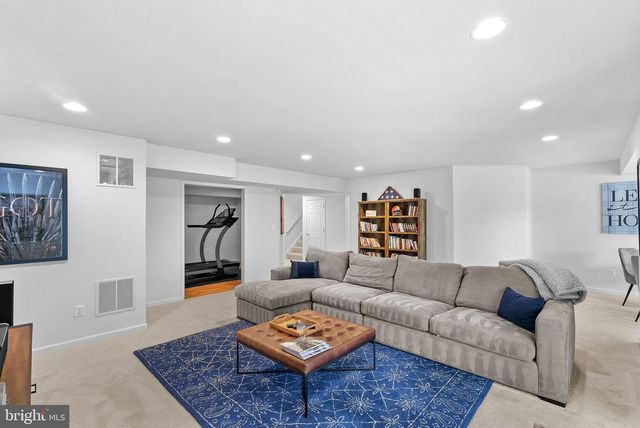 23248 HICKOX DR, Brambleton, VA 20148