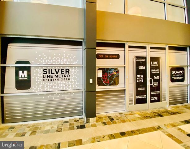 23248 HICKOX DR, Brambleton, VA 20148