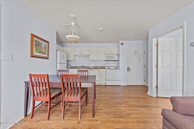 510 Little River Farm Boulevard 106b, Carthage, NC 28327