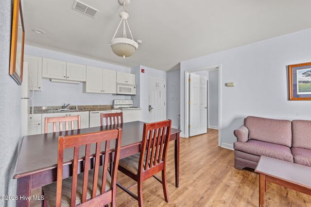 510 Little River Farm Boulevard 106b, Carthage, NC 28327