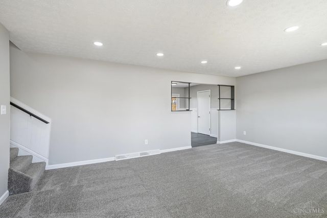 2615 Cincinnati Dayton Road, Middletown, OH 45044