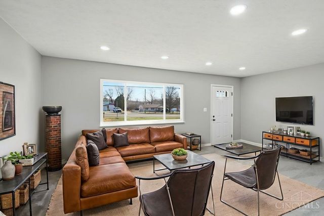 2615 Cincinnati Dayton Road, Middletown, OH 45044