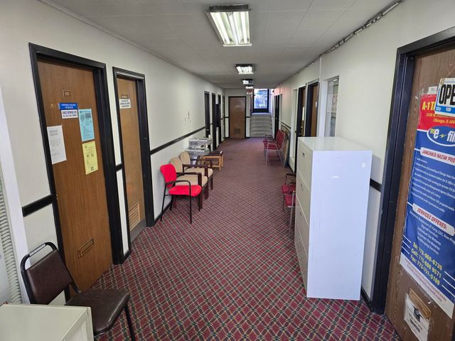 3530 W Peterson Avenue, Chicago, IL 60659