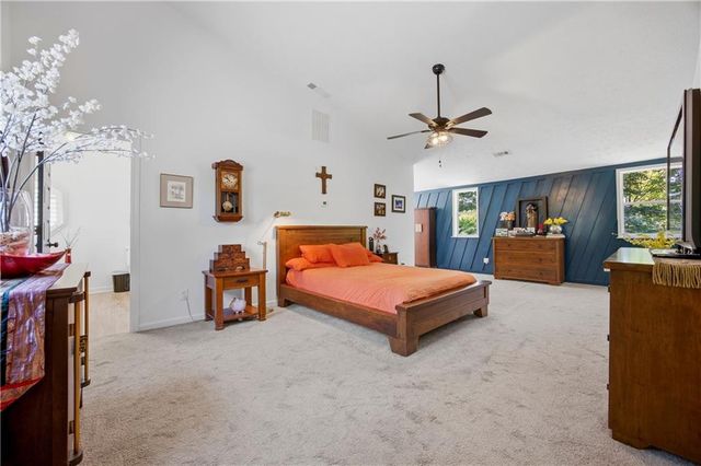 5966 Island View Drive, Buford, GA 30518