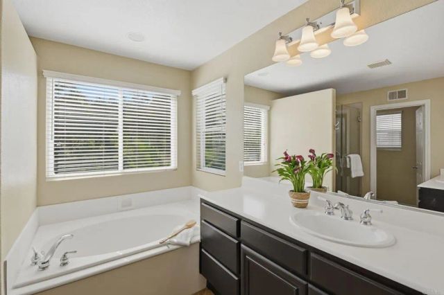 6161 Paseo Tienda, Carlsbad, CA 92009