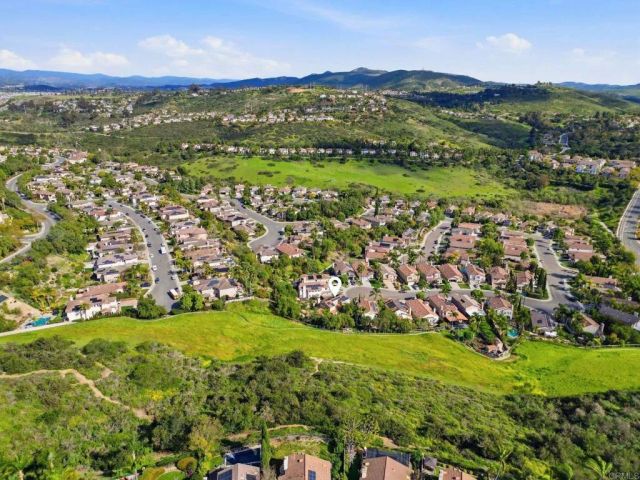 6161 Paseo Tienda, Carlsbad, CA 92009