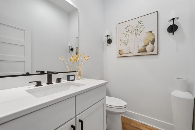 2114 Timberview Drive, Norwalk, IA 50211