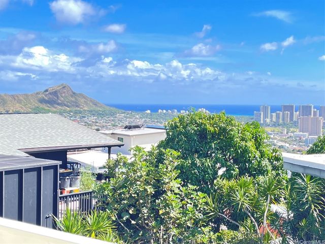 1499 Alencastre Street, Honolulu, HI 96850