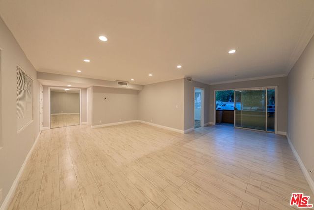 600 W Stocker Street 117, Glendale, CA 91202