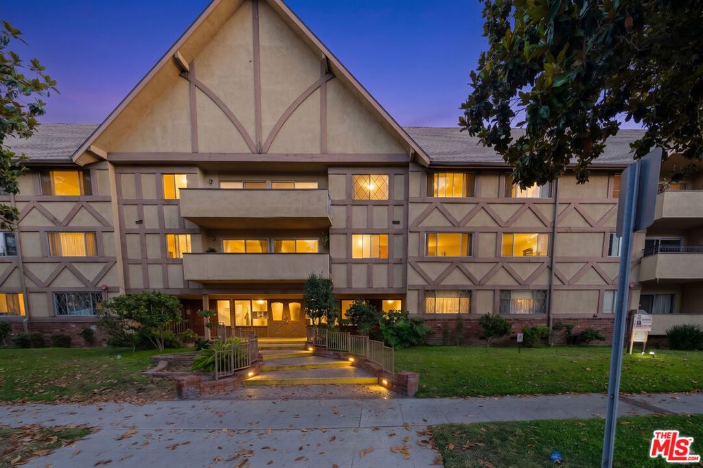 600 W Stocker Street 117, Glendale, CA 91202