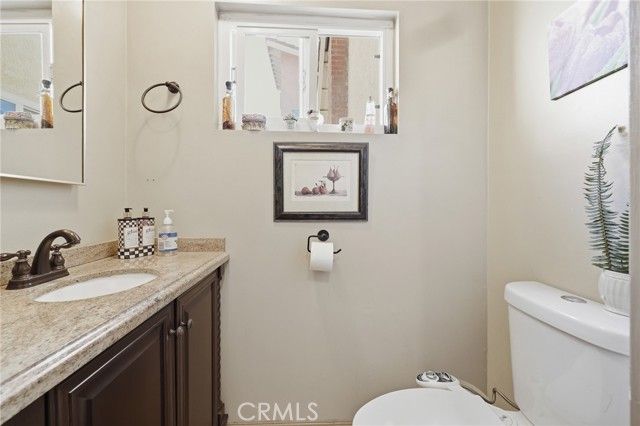 10516 Independence Avenue, Chatsworth (los Angeles), CA 91311