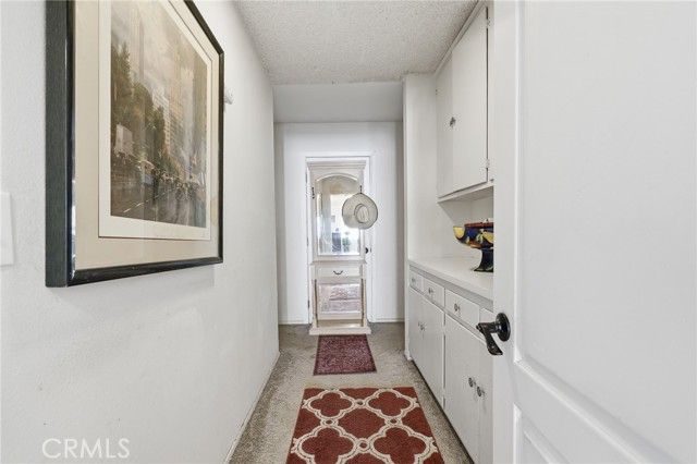 10516 Independence Avenue, Chatsworth (los Angeles), CA 91311