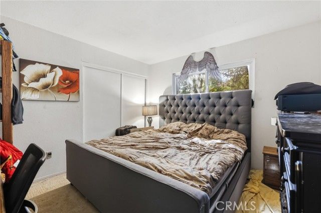 10516 Independence Avenue, Chatsworth (los Angeles), CA 91311